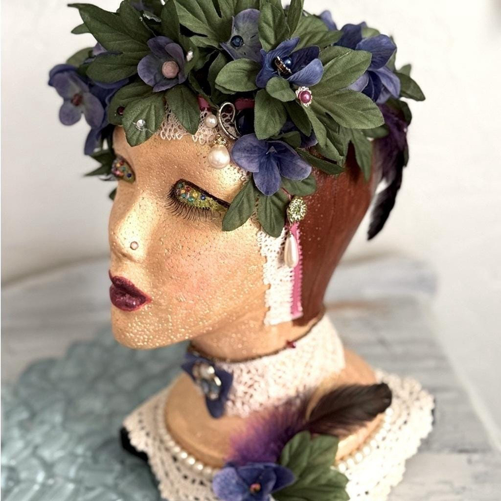 Floral Gold Mannequin Head Planter Large - Picture 4 of 10